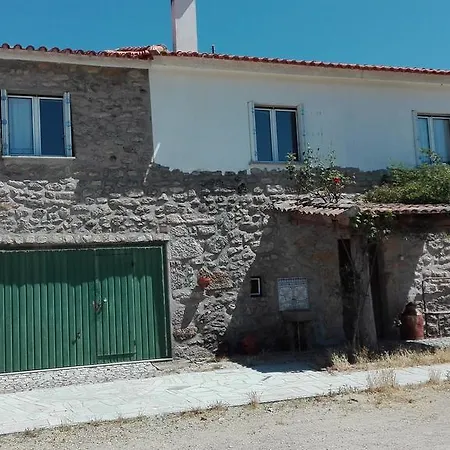 Gospodarstwo agroturystyczne Turismo Rural Curral Do Negro Gouveia (Guarda)